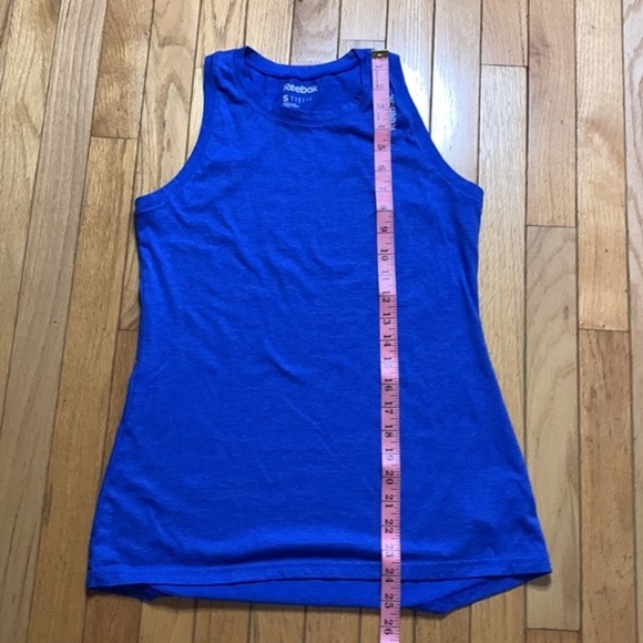 Womens Reebok top - Picture 3 of 5